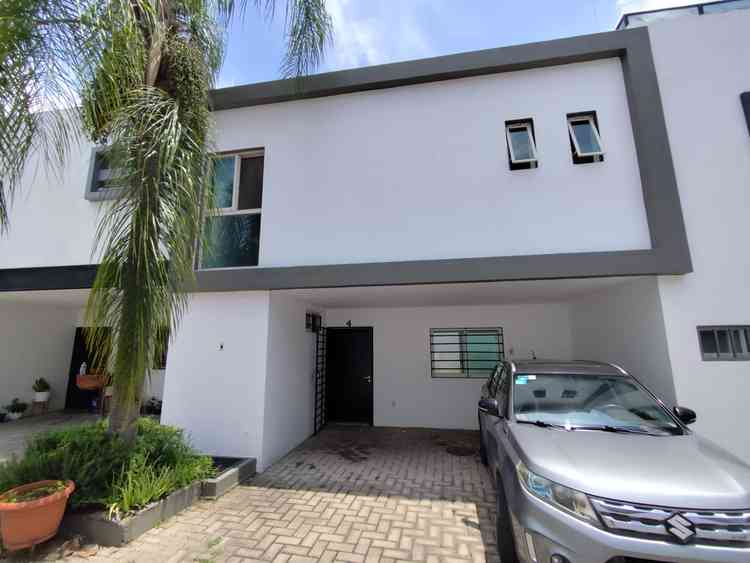casa en renta paseo de la canada santa ana tepetitlan zapopan jalisco paee2gS