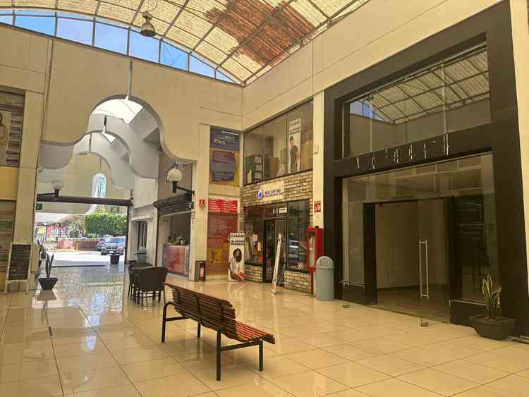 local comercial en renta avenida nicolas copernico plaza guadalupe zapopan jalisco pMkenXv